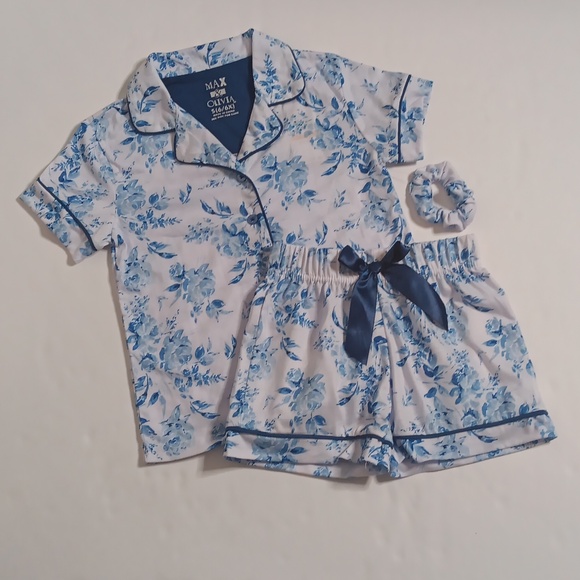 (2) Piece Short Coat Pajama Set w/Scrunchie - Picture 11 of 11